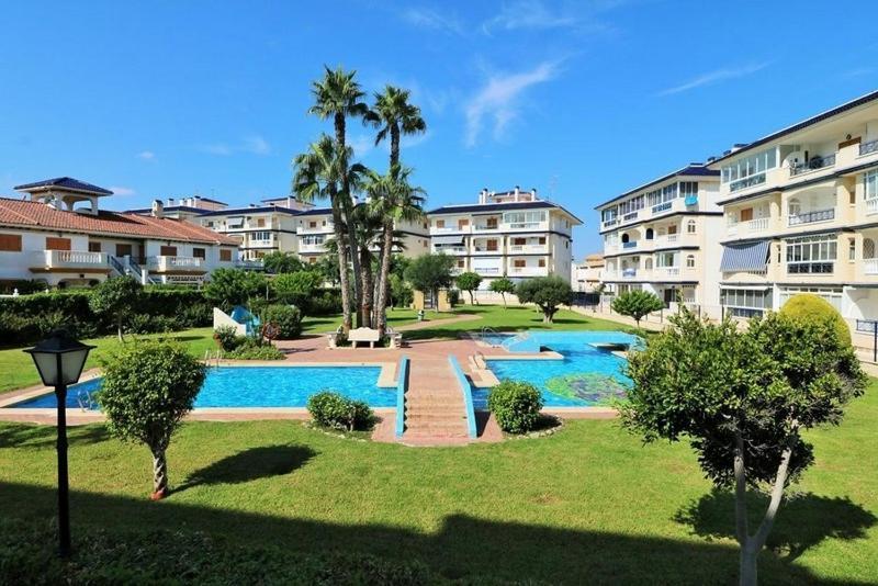 Apartamento Cerca De La Playa La Mata Torre La Mata Exterior foto